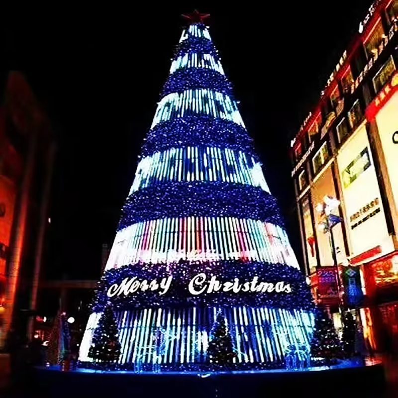2025 New Product Large Outdoor PVC Christmas Tree with LED Lights Waterproof Decorated Big Christmas Tree - 图片 4