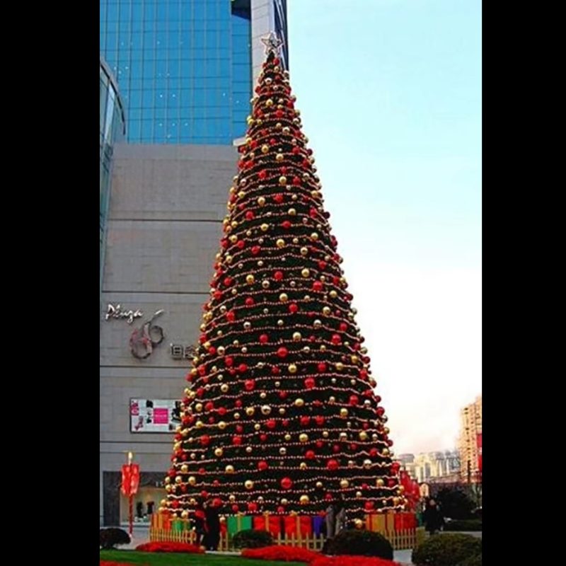 2025 New Product Large Outdoor PVC Christmas Tree with LED Lights Waterproof Decorated Big Christmas Tree - 图片 3